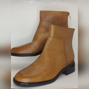 Croft & Barrow - Zip Up Ankle Boots - Like New Condition - Women's Size 7.5